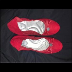 Size 12 comfort flats. Never worn! NWOT